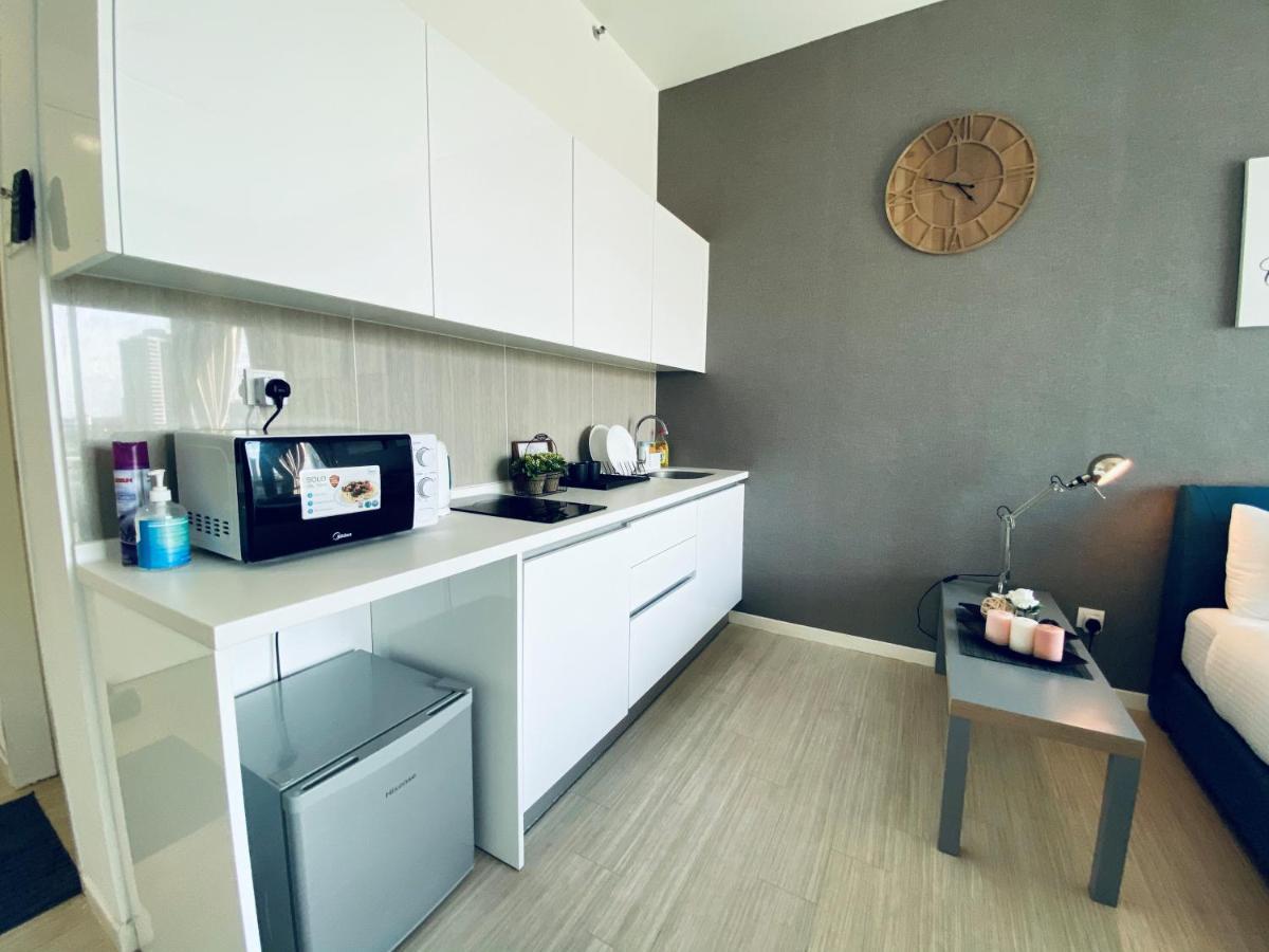 Lily & Loft - The Grand Sofo, Petaling Jaya Apartment Ngoại thất bức ảnh