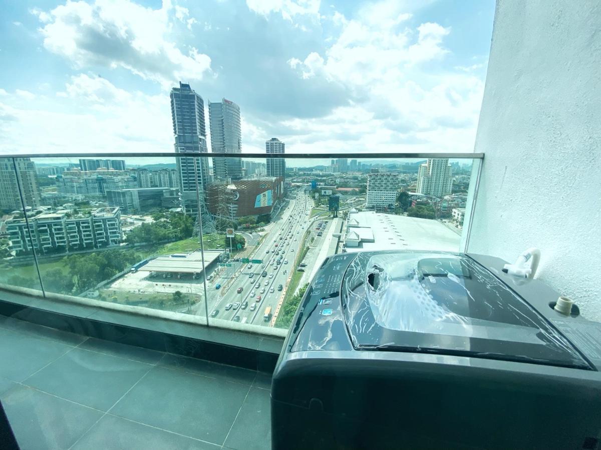Lily & Loft - The Grand Sofo, Petaling Jaya Apartment Ngoại thất bức ảnh