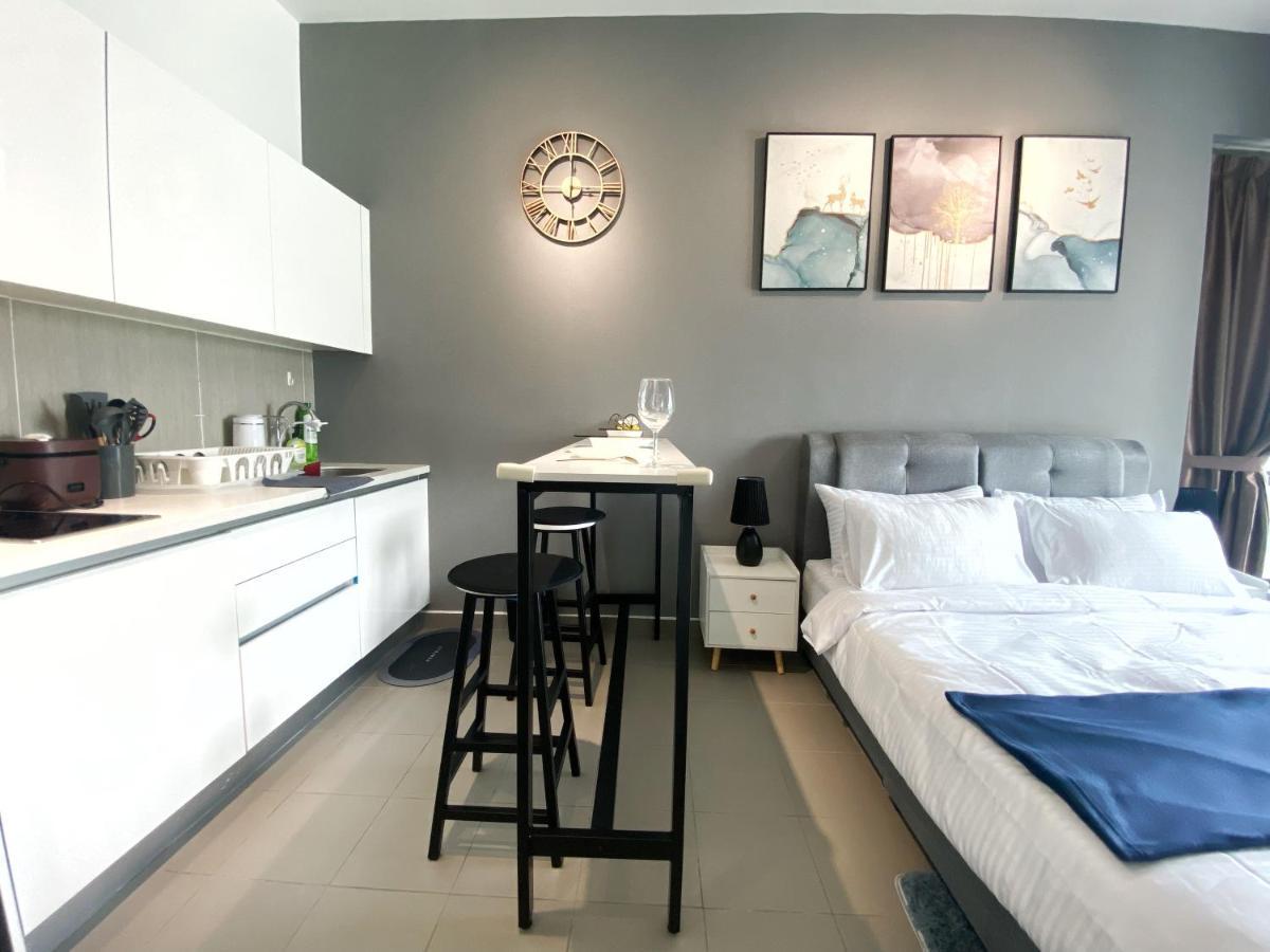 Lily & Loft - The Grand Sofo, Petaling Jaya Apartment Ngoại thất bức ảnh