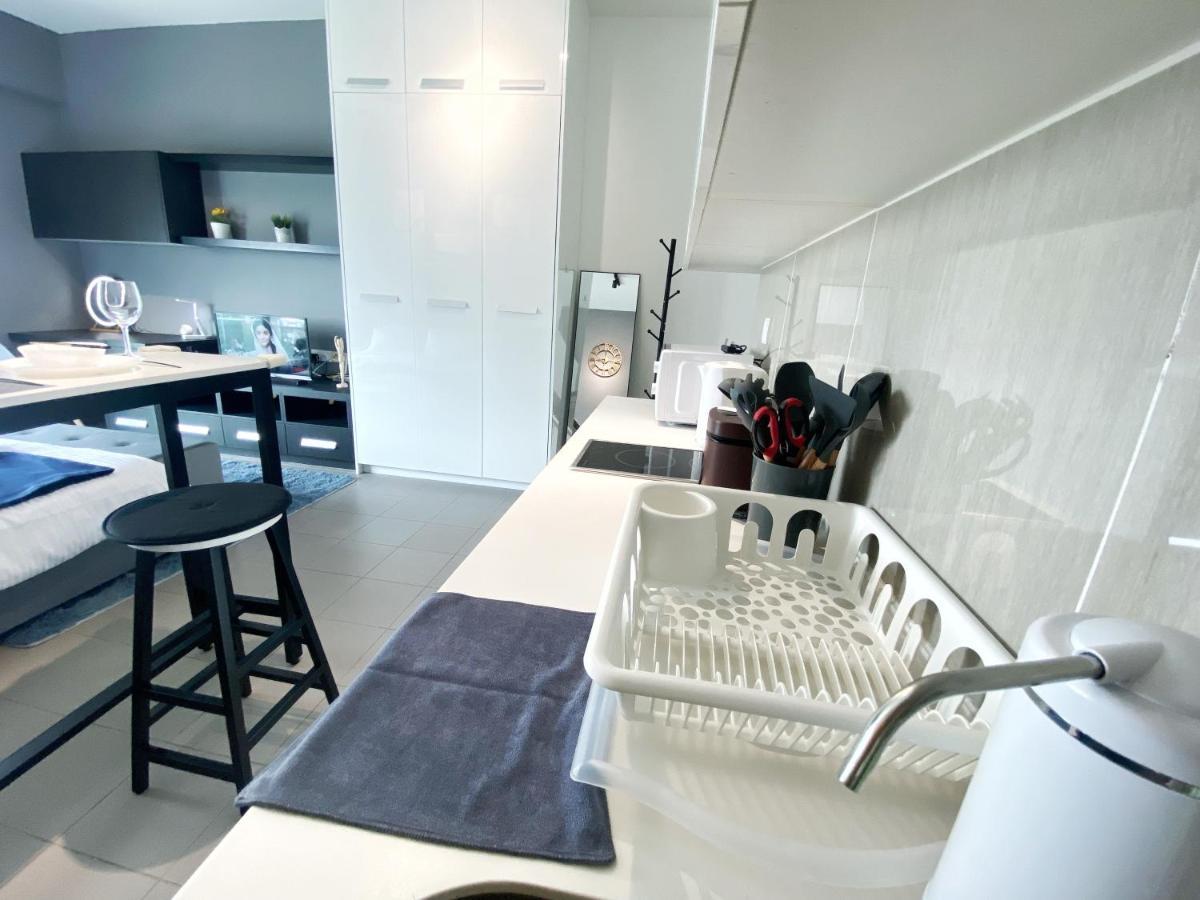 Lily & Loft - The Grand Sofo, Petaling Jaya Apartment Ngoại thất bức ảnh