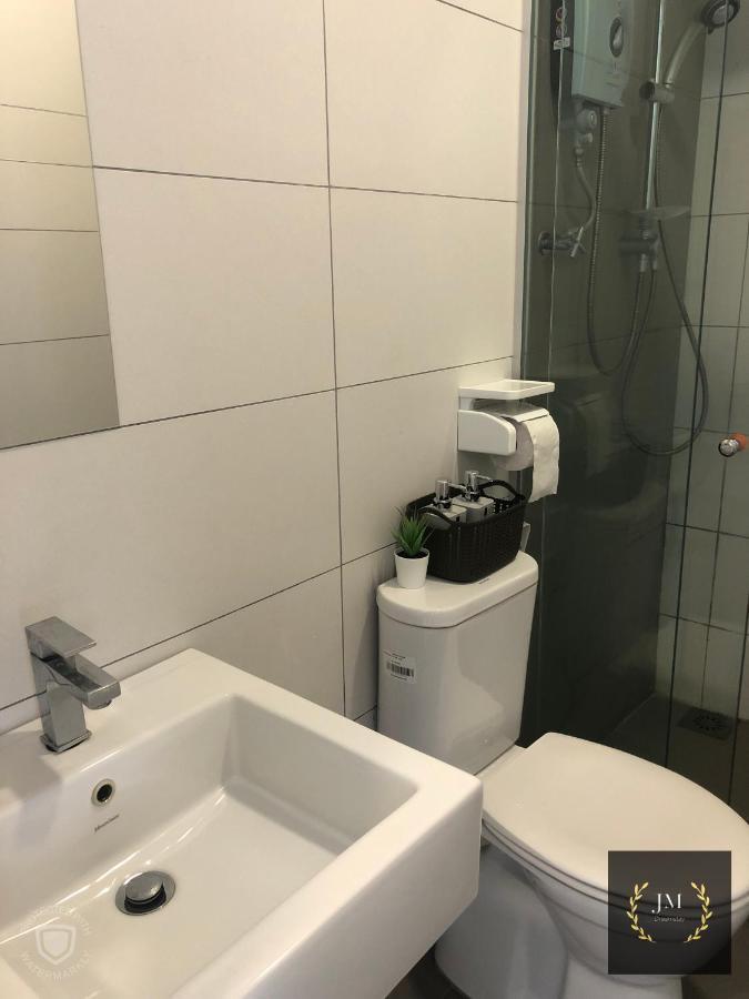 Lily & Loft - The Grand Sofo, Petaling Jaya Apartment Ngoại thất bức ảnh