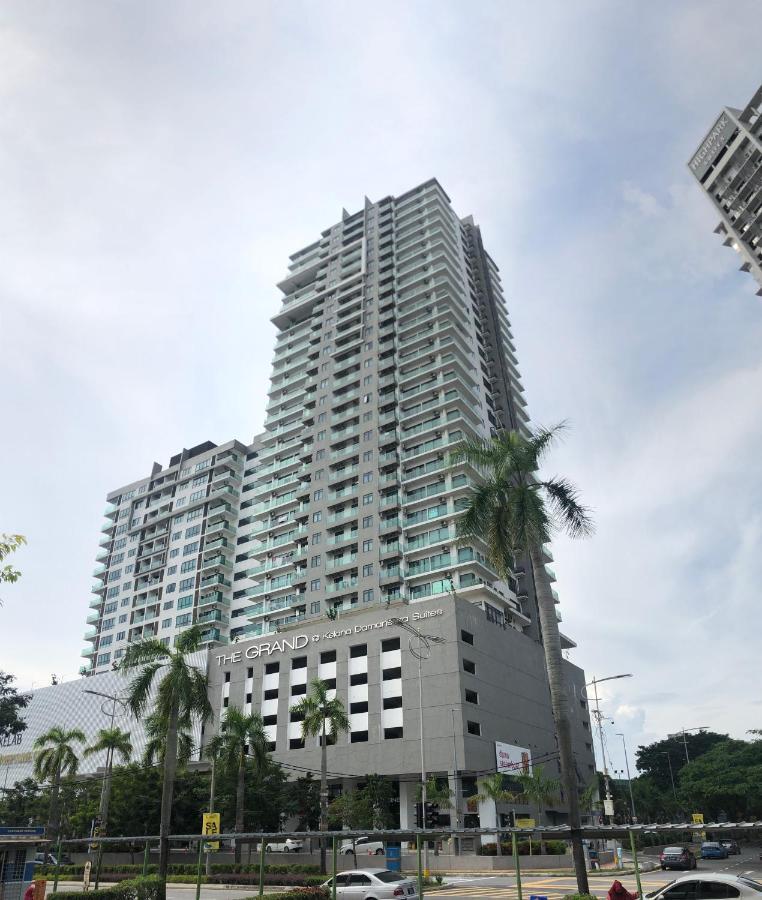 Lily & Loft - The Grand Sofo, Petaling Jaya Apartment Ngoại thất bức ảnh
