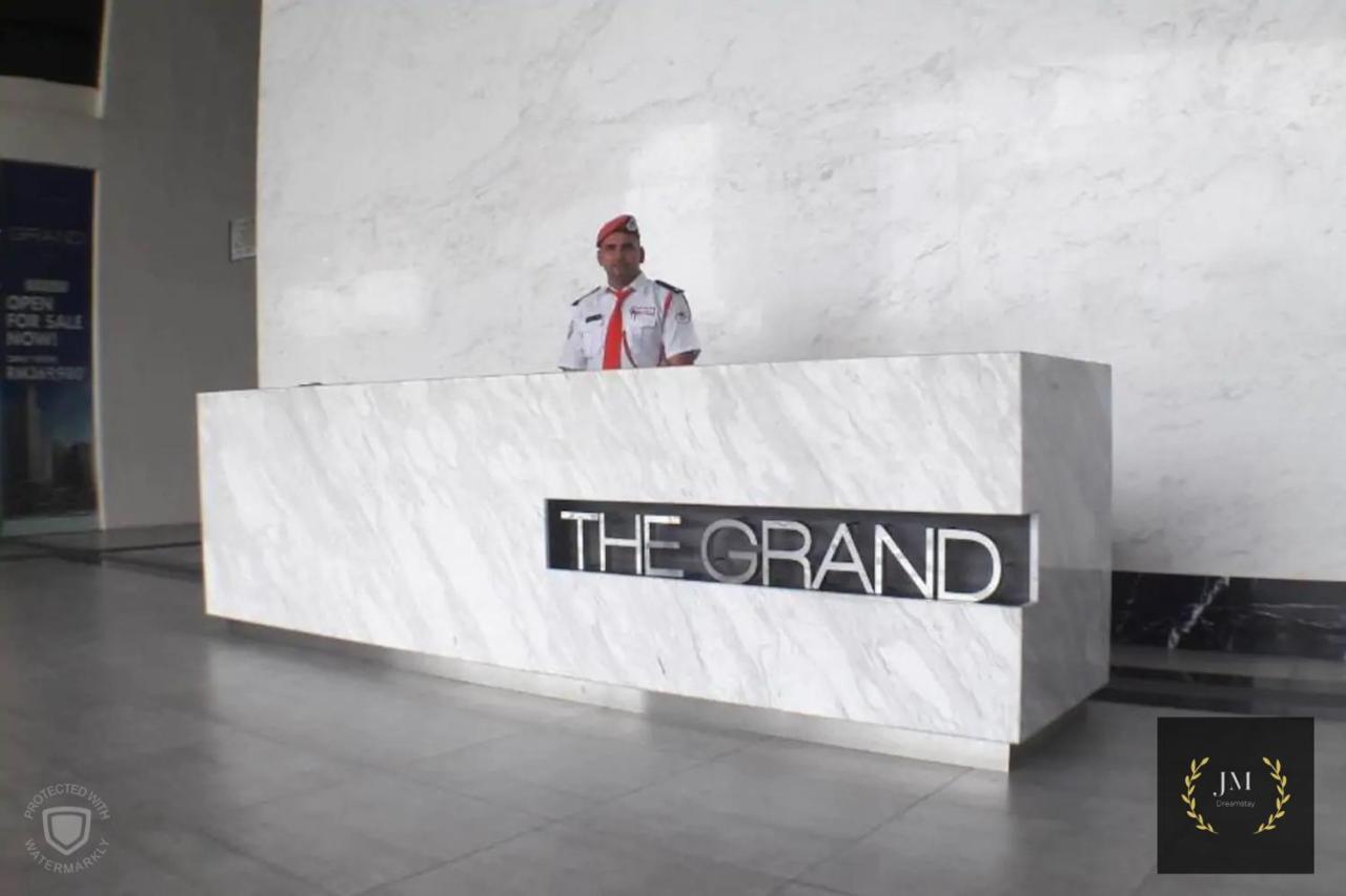 Lily & Loft - The Grand Sofo, Petaling Jaya Apartment Ngoại thất bức ảnh